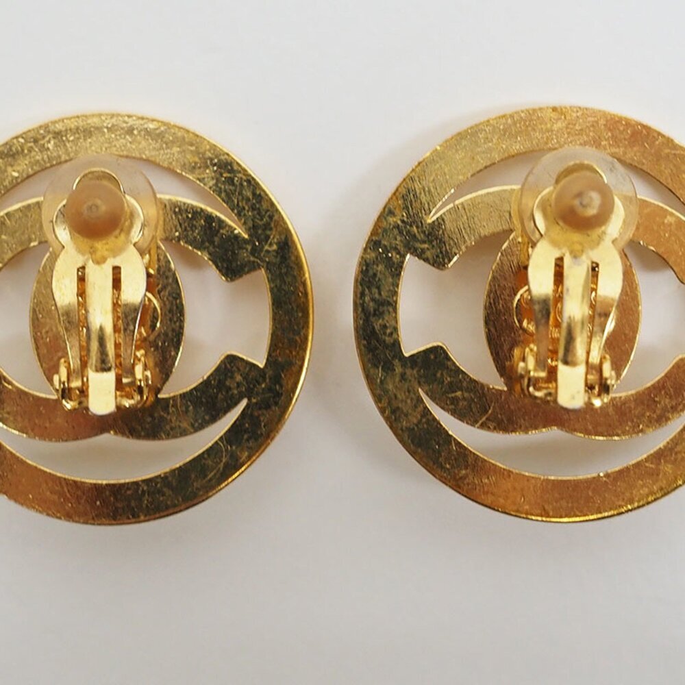 CHANEL Authentic Gold Earrings - Picture 3 of 6